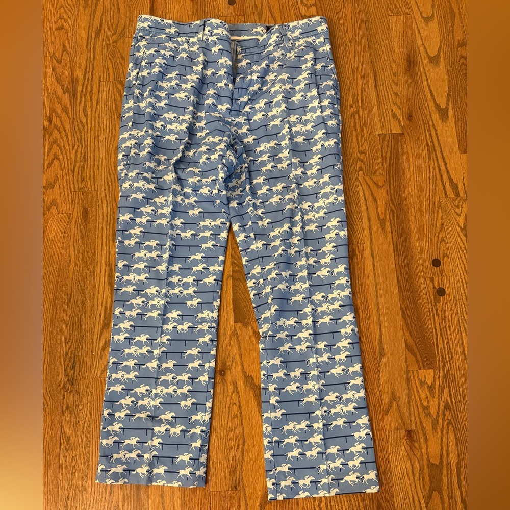 Vineyard Vines Blue and White Patterned Men Pants